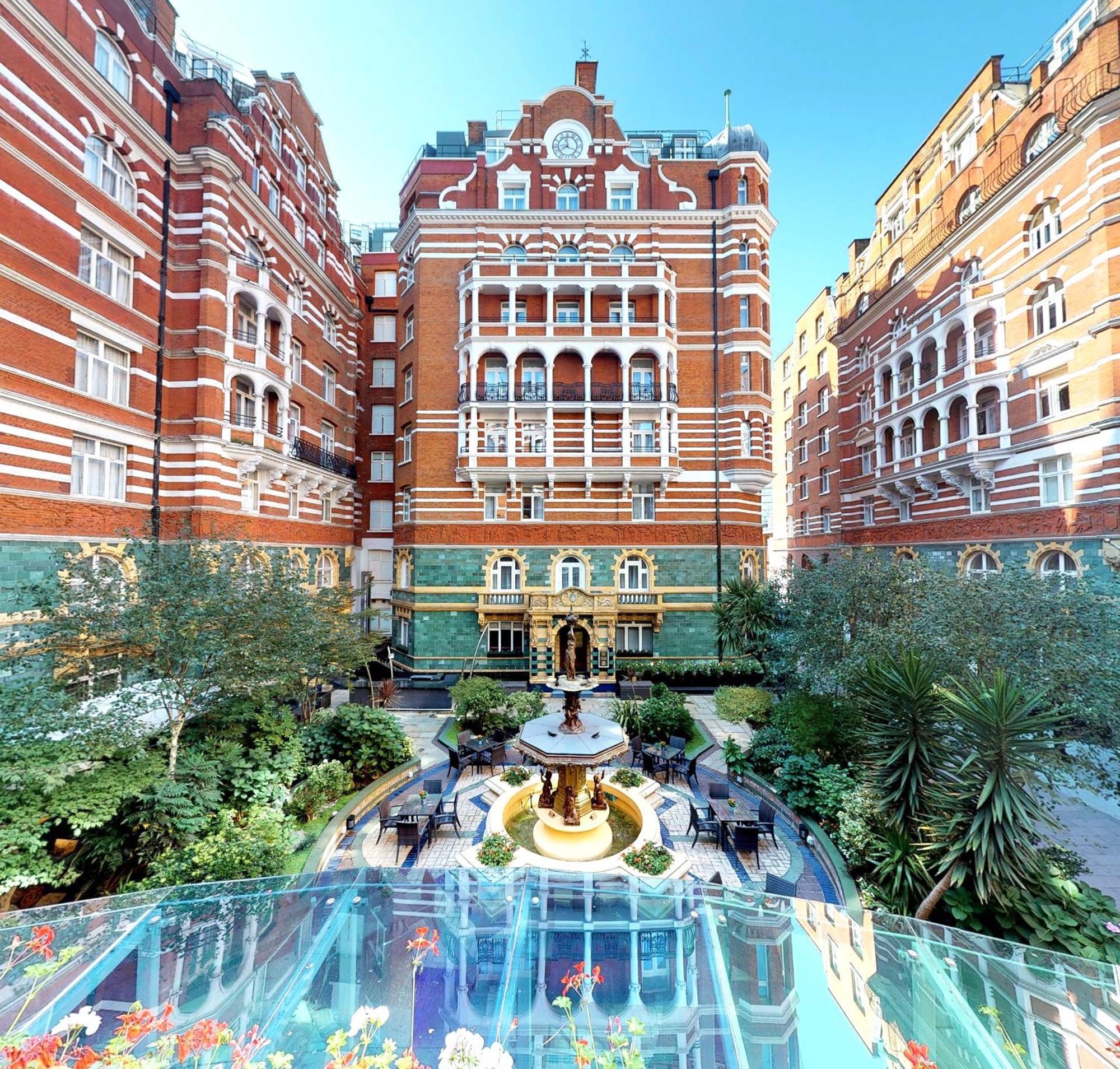 St. James' Court, A Taj Hotel, London Ngoại thất bức ảnh